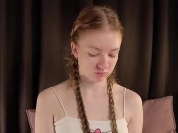 Elsacarterr Chaturbate stream image from April 22, 2025