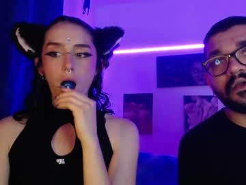 Twinflamesxx Chaturbate stream image from April 22, 2025