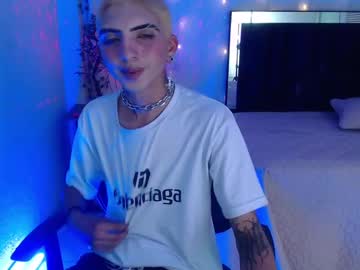 Alexxx_Damn Chaturbate stream image from April 22, 2025