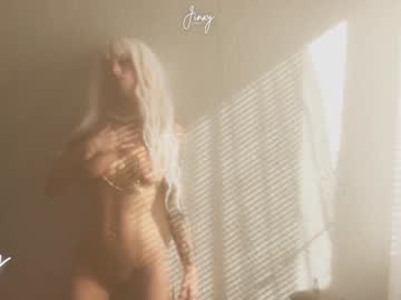 Jinxy_Loves Chaturbate stream image from April 22, 2025