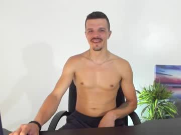 Khatarsis2000 Chaturbate stream image from April 22, 2025