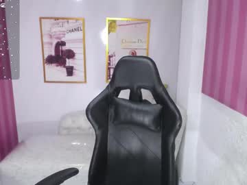 Laia_Angel_B Chaturbate stream image from April 22, 2025