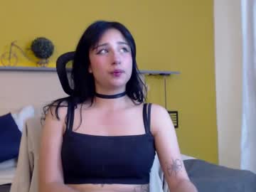 Aniemilanesa Chaturbate stream image from April 22, 2025
