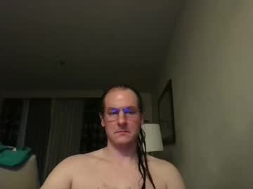 Sissybriana420 Chaturbate stream image from April 22, 2025