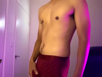 Zaddyc24 Chaturbate stream image from April 22, 2025