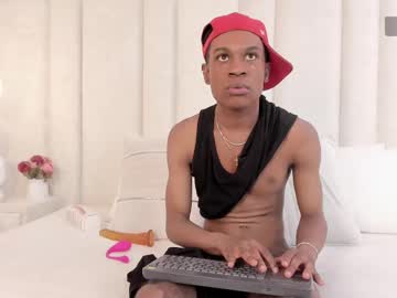 1m_Yeidy Chaturbate stream image from April 22, 2025