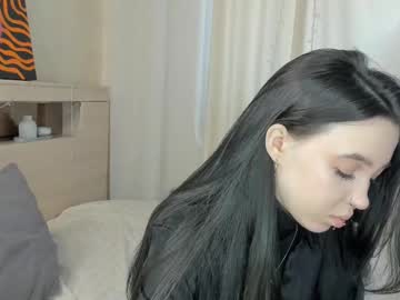 Bondiccapetit Chaturbate stream image from April 22, 2025