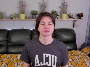 Edgar_Luck Chaturbate stream image from April 22, 2025