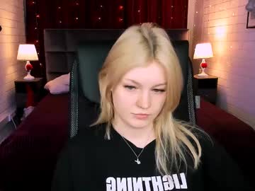 Graceglamour Chaturbate stream image from April 22, 2025