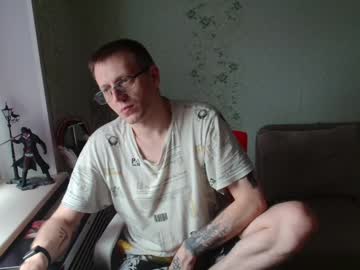 Hlestus Chaturbate stream image from April 22, 2025
