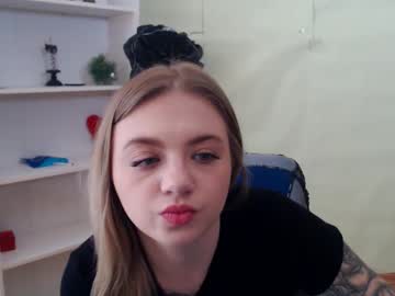 Juliacrazy_ Chaturbate stream image from April 22, 2025
