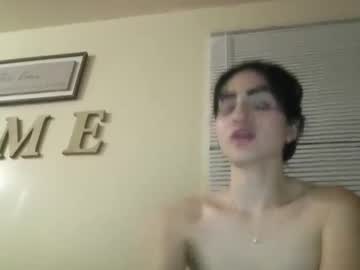 Mindy1924 Chaturbate stream image from April 22, 2025