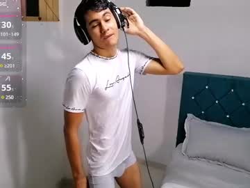 Alexispaez457062 Chaturbate stream image from April 22, 2025