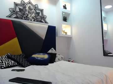 Apolo_Eleven Chaturbate stream image from April 22, 2025