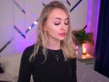 Top_Grace Chaturbate stream image from April 22, 2025