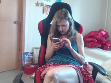 Bettyburns Chaturbate stream image from April 22, 2025