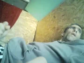 Makemebetter Chaturbate stream image from April 22, 2025