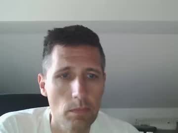 Schnuckigeil Chaturbate stream image from April 22, 2025