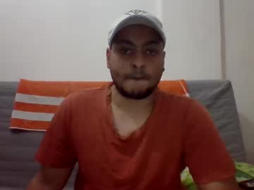 Kwt8933 Chaturbate stream image from April 22, 2025