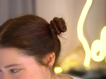 Happyvivy Chaturbate stream image from April 22, 2025