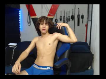 Logan_Sex12 Chaturbate stream image from April 22, 2025