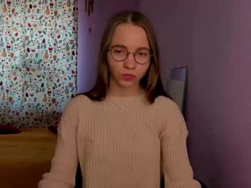 Your_Leslie Chaturbate stream image from April 22, 2025