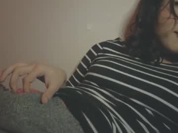 Angelofsiam Chaturbate stream image from April 22, 2025