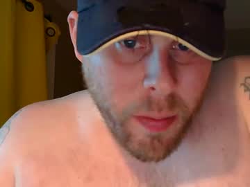 Kaveevak Chaturbate stream image from April 22, 2025