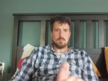 Knoeperhard Chaturbate stream image from April 22, 2025