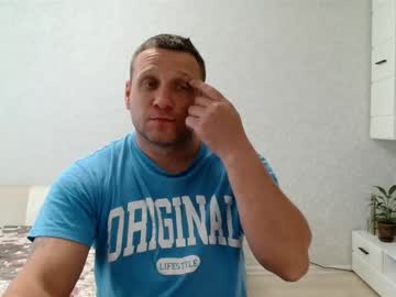 Malchyshka Chaturbate stream image from April 22, 2025