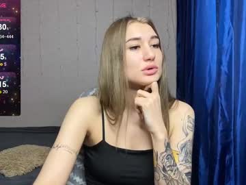 Silvia_Sugarr Chaturbate stream image from April 22, 2025