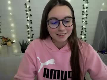 Yours_Piece_Of_Happiness_ Chaturbate stream image from April 22, 2025