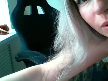 Marina_Xi Chaturbate stream image from April 22, 2025