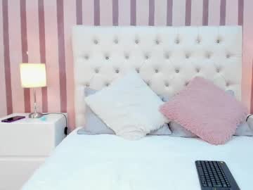 Monserrat77_ Chaturbate stream image from April 22, 2025