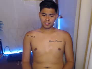 Ur_Asian_Babe143 stream image from April 22, 2025