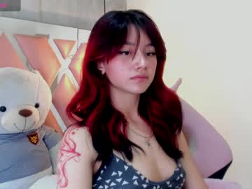 April_Bennett Chaturbate stream image from April 22, 2025