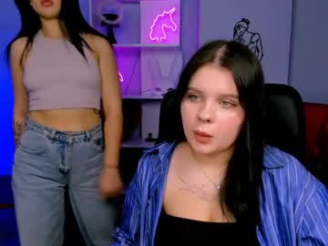 Bella_Cold Chaturbate stream image from April 22, 2025