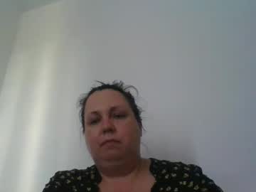 Diannecrunchy Chaturbate stream image from April 22, 2025