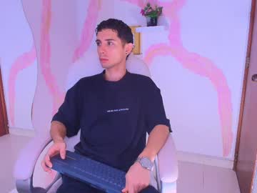 Liiamhudson_ Chaturbate stream image from April 22, 2025