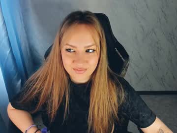 Bellezza_ Chaturbate stream image from April 22, 2025