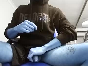 Chuckied6969 Chaturbate stream image from April 22, 2025