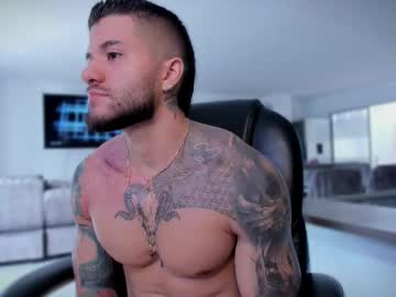 Frankfarrellx Chaturbate stream image from April 22, 2025