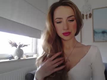 Juliettesensual Chaturbate stream image from April 22, 2025