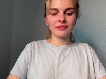 Kiss_Anna_Kiss Chaturbate stream image from April 22, 2025