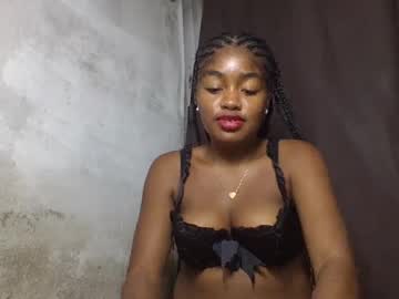 Mayajadorelie Chaturbate stream image from April 22, 2025