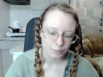 Meowcr Chaturbate stream image from April 22, 2025