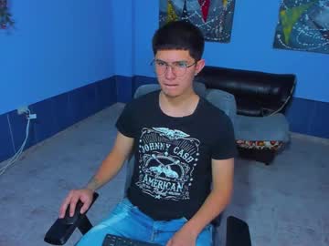 Patrik027 Chaturbate stream image from April 22, 2025
