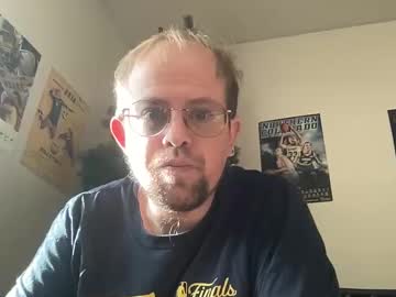 Petert32 Chaturbate stream image from April 22, 2025