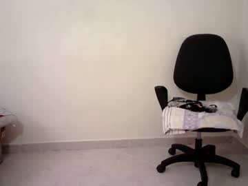 Abril__Ass Chaturbate stream image from April 22, 2025
