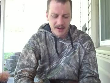 Decentdick93 Chaturbate stream image from April 22, 2025